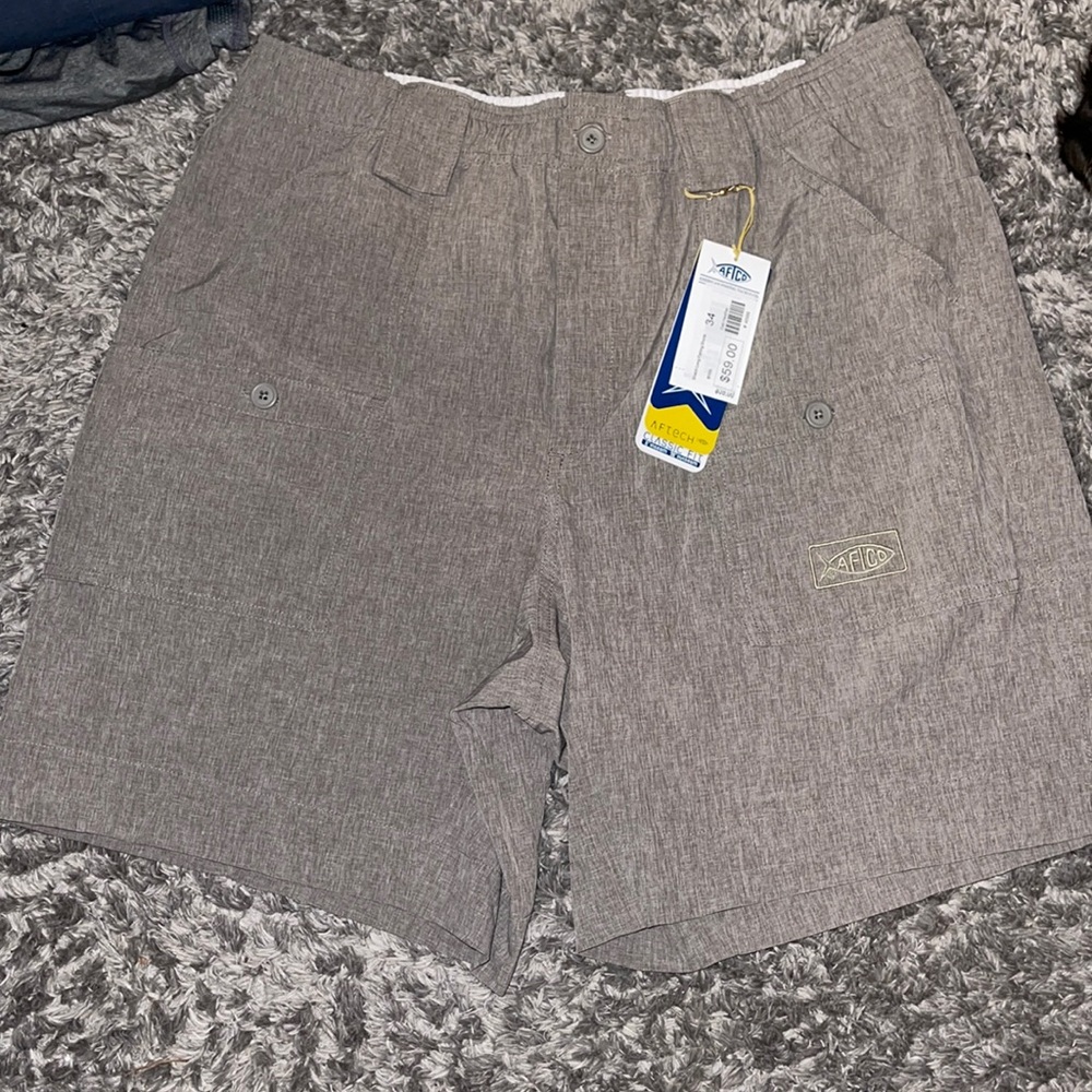 Men’s AFTCO fishing shorts